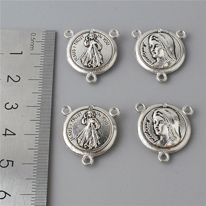 Medalla Central de <span class=keywords><strong>la</strong></span> <span class=keywords><strong>Divina</strong></span> <span class=keywords><strong>Misericordia</strong></span> y <span class=keywords><strong>la</strong></span> Virgen María para <span class=keywords><strong>la</strong></span> Fabricación de Rosarios y Pulseras CP015, Decoración para Rosarios Católicos - Product Image 2