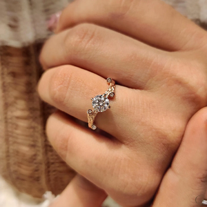 Bague en diamant de laboratoire intemporelle, attrait classique, bijoux élégants, parfaite pour les occasions de fiançailles, de demande en mariage ou d'anniversaire - Product Image 1