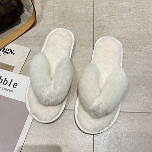 Popular Wholesale TPR Sole Flip Flops and Slippers Artificial Fur Comfortable Slippers With Best Quality - Product Image 3