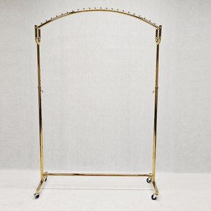 Porte-vêtements arqué haut de gamme doré avec boules de freinage - Product Image 2