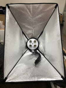 Softbox con Soporte para Cuatro Lámparas 50x70cm, Accesorios Portátiles para Estudio Fotográfico, Cajas de Luz para Fotografía, Kit de Equipamiento con Bombillas - Product Image 3