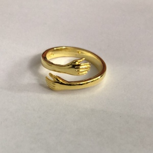 Anneau ouvert réglable créatif Hanpai, vente chaude, mannequin de main, anneau de couple avec lettre, vente en gros, anneau d'amour, anneau de câlin - Product Image 6