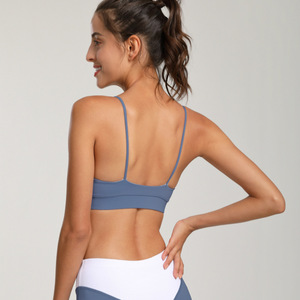 Reggiseni Sportivi e Top Crop da Yoga per Donna di Alta Qualità, Leggeri, Tinta Unita, Traspiranti e Assorbenti, Vendita all'Ingrosso - Product Image 2