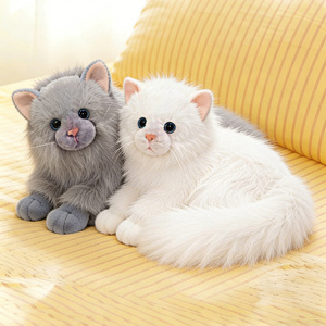 Lindo Peluche de Gatito Gris Blanco con Cola Grande, Muñeco de Gato de Peluche Suave, Regalo para Niños - Product Image 1