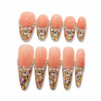 Faux ongles Baolun faits main de luxe, dégradé rose nude, courts, ovales, avec strass dorés et argentés, French manucure, couvrance totale, avec colle