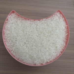 Poudre de polyéthylène vierge LLDPE 7047 118N de haute qualité, granulés PE 118N, matière première plastique de qualité film pour le moulage - Product Image 1