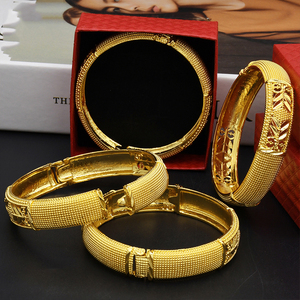 Phụ Nữ Chất Lượng Cao Tùy Chỉnh Mạ Vàng Đồng Trang Sức Bangles Thời Trang Cho Đám Cưới Và Ấn Độ Trực Tiếp Từ Nhà Sản Xuất - Product Image 3