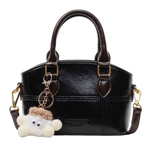 Sac à main tendance rétro en cuir PU pour femmes, sac bandoulière de luxe grande capacité, couleur unie, sac fourre-tout en cuir pour femmes - Product Image 6