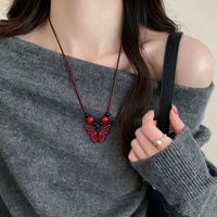 Collier pendentif bicolore noir et rouge, un accessoire de chaîne de clavicule élégant et cool pour Halloween, pour femme