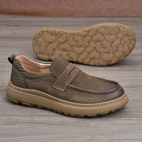 Mocassins pour hommes en cuir de vachette pleine fleur, style décontracté chic, à semelle souple, légers et respirants, chaussures de conduite à enfiler pour les pères d'âge mûr