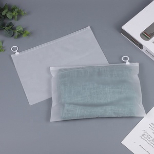 OEM personalizado de alta resistencia PE plástico resellable camisetas bolsas diseño con cremallera Serigrafía a prueba de humedad reciclable para calcetines - Product Image 2