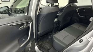 VENTAS RÁPIDAS de TOYOTA <span class=keywords><strong>RAV</strong></span> 4 USADO, Plateado, Diésel, 2.0L, SUV - Product Image 4