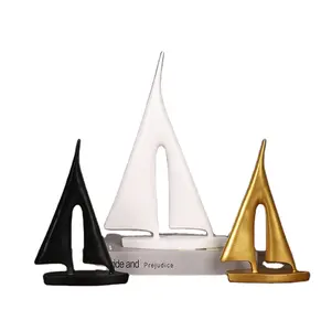 Golden Color Sailing Boat Ornaments Simple Collection