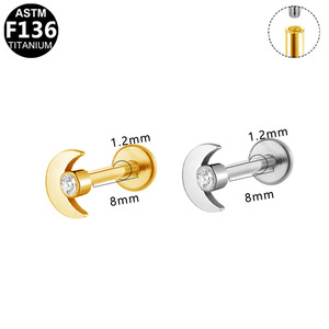 Boucles d'oreilles clous en titane plaqué avec croix et feuille, serties de zircon, pour cartilage d'oreille et piercing de lèvre, bijoux hypoallergéniques ASTM F136 - Product Image 5