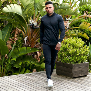 Conjunto Deportivo Negro para Hombre, Sudadera con Capucha y Cordón Ajustable, Bolsillos Laterales, Transpirable, Ropa Casual de Calle, Color Sólido - Product Image 1