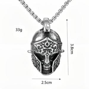 Collier pendentif casque de guerrier en acier inoxydable pour homme, style rétro hip-hop, breloque visage, design géométrique, bijoux de mode - Product Image 5