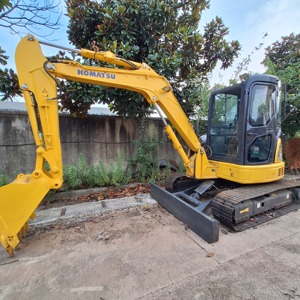 Mini-excavatrice sur chenilles KOMATSU PC55 MR d'occasion de haute qualité, 5,5 tonnes, queue courte, compacte, à vendre - Product Image 6