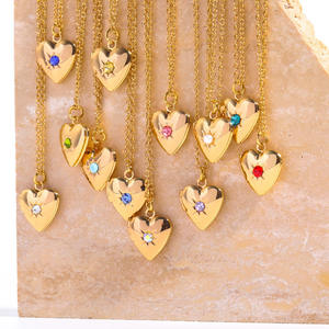 Collier pendentif médaillon souvenir avec cadre photo DIY en plaqué or 18 carats, pierre de naissance des 12 mois, cadeau pour la fête des mères, vente en gros - Product Image 2