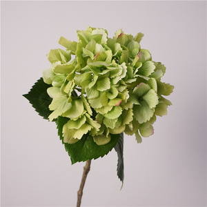 Arrangement floral artificiel MTY en soie moderne, toucher hydratant, pour salon, table à manger, hall d'hôtel, mariage - Product Image 1