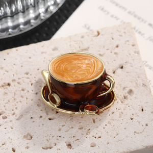 Broche créative en forme de tasse à café de dessin animé, en alliage de zinc émaillé, accessoire de bijoux unisexe, cadeau - Product Image 4