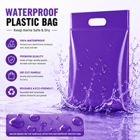 Sac en plastique violet personnalisé avec poignée découpée, imperméable, réutilisable pour vêtements, cosmétiques, cadeaux, impression de logo OEM