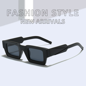Gafas de sol rectangulares de estilo Retro con estilo, <span class=keywords><strong>lentes</strong></span> de protección solar gruesas y coloridas <span class=keywords><strong>Vogue</strong></span> actual UV400, accesorios de moda cómodos - Product Image 2