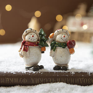 Ornement de décoration de bureau vintage américain, peint à la main en résine, bonhomme de neige, décoration de bureau - Product Image 3