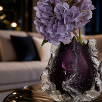 Vase à fleurs en verre violet artisanal moderne - Design élégant pour la décoration de la maison et des tables de mariage
