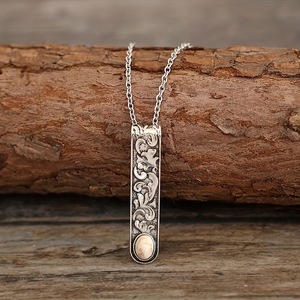 Collana con Ciondolo Intagliato Stile Turchese per Donne, Catena per Clavicola, Gioielli alla Moda - Product Image 1