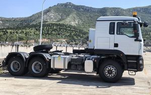 รถบรรทุกหัวลาก Sinotruk Howo TX มือสอง ระบบปั๊มเบรคแบบที่สอง เครื่องยนต์ยูโร 3 เกียร์ธรรมดา รับน้ำหนักบรรทุก 11-20 ตัน สำหรับส่งออก - Product Image 1