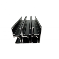 Système de montage de panneaux solaires sur toit YZ OEM, profilés en aluminium, rails noirs et colliers de fixation intermédiaires