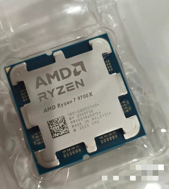 AMD Ryzen7 9700X 8-Core, 16-Thread Unlocked Desktop Processor OEM