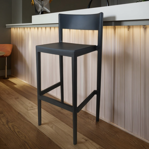 Nouveauté moderne <span class=keywords><strong>65</strong></span> <span class=keywords><strong>cm</strong></span> assis <span class=keywords><strong>chaise</strong></span> de <span class=keywords><strong>bar</strong></span> empilable en plein air restaurants tabourets en plastique <span class=keywords><strong>noir</strong></span> <span class=keywords><strong>bar</strong></span> <span class=keywords><strong>chaise</strong></span> haute pour la cuisine Lsland - Product Image 2