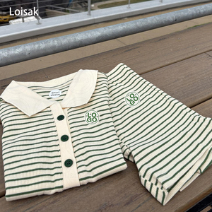 Clothing Manufacturers for Women Cotton Knit Strips 2 Pieces Set Crop <strong>T</strong> <strong>Shirt</strong> With Button and Capri Skinny Loungewear Women Set - Product Image 4