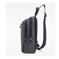 Nouveaux produits tendance 2026 Porte-cartes personnalisé avec logo Sangles d'épaule réglables Sac à bandoulière léger multi-poches
