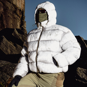 Veste en nylon à capuche personnalisée, design tendance, rembourrée, à fermeture éclair, pour homme, vêtements d'hiver, chaude, de haute qualité, rembourrée en duvet - Product Image 1