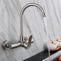 Robinet de cuisine commercial chaud et froid mural en acier inoxydable 304 robuste en argent brossé