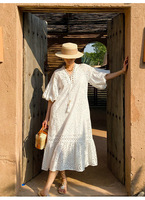 Printemps et été Robe de plage à broderie française pour femmes avec manches bulle Robe blanche