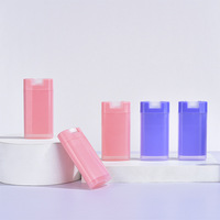 Emballage de bâton de déodorant vide personnalisé avec logo 15g Blanc Noir transparent Forme plate Tube de rouge à lèvres Baume à lèvres pour les soins cosmétiques des lèvres