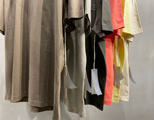 Camiseta de Manga Corta con Estampado Flocado ESS 23SS, Cuello Redondo, Estilo Urbano para Hombre y Mujer, ALS - Product Image 5