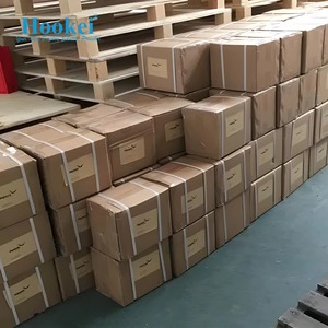 Onglets de suspension auto-adhésifs en plastique PVC pour animaux de compagnie Onglets de suspension adhésifs en carton PVC Euro Hole - Product Image 4