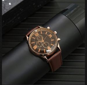Regalos Promocionales Únicos IStapromo, Set de Regalo Corporativo de Lujo en PU con Artículos de Venta Caliente, Reloj para Hombre, Recuerdo Empresarial - Product Image 6