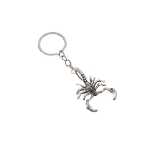 Retro Scorpion Keychain Scorpion Shape 3D Metal Key Chains Bag Pendant Car Keyring Fashion Men Keychain Silver Scorpion Keychain