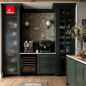 Armoires de <span class=keywords><strong>cuisine</strong></span> en bois massif Alland sur mesure, style transitionnel, multicolores, laquées mates, portes Shaker, pour plans ouverts - Product Image 5