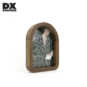 Cornice Ovale Piccola in Legno Vintage DX Designs, Cornice Decorativa ad Arco in Legno per Casa <span class=keywords><strong>e</strong></span> Tavolo - Product Image 2