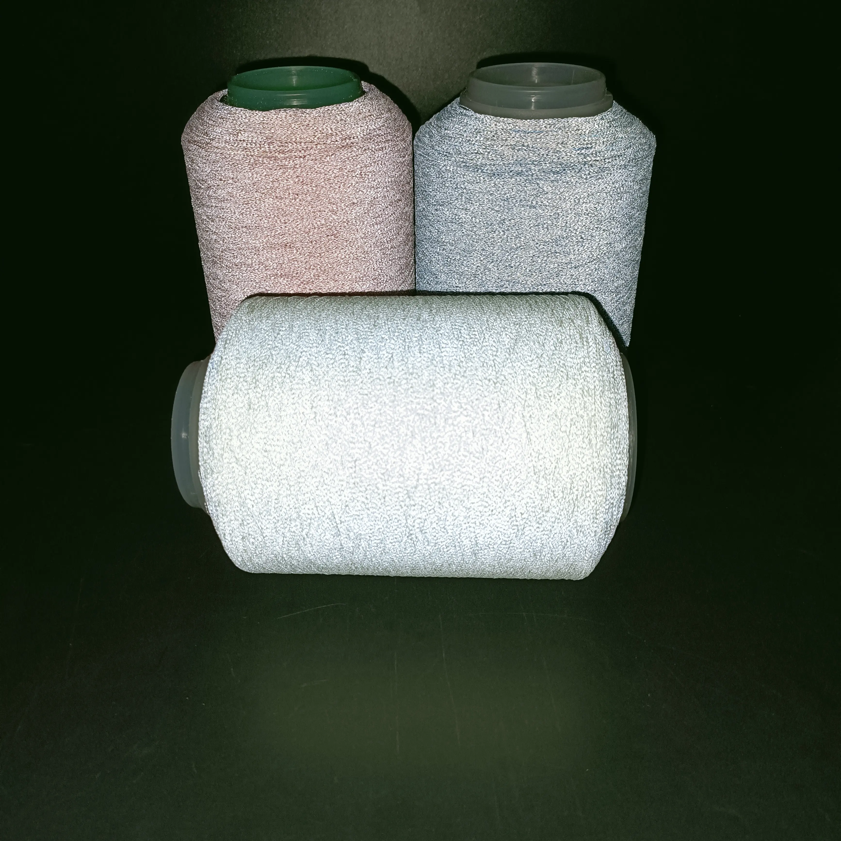 120D Manufacturer wholesale superfine reflective embroidery yarn reflective Knitted jacquard yarn for knitting machine