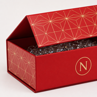 Boîte cadeau personnalisée rouge à fermeture magnétique, boîte rigide en papier de luxe avec logo en feuille d'or, impression offset pour l'emballage de cosmétiques et de bijoux