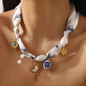 Bandana con ciondoli, choker vintage boho, sciarpe con monete, collana bandana, foulard in seta da <span class=keywords><strong>donna</strong></span> - Product Image 4