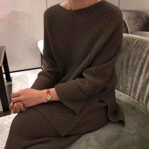 Custom OEM ODM Designer Winter Rib <strong>Knitted</strong> <strong>Set</strong> Pants Suits Pajamas <strong>Knit</strong> Sweater 2 Piece <strong>Set</strong> Women <strong>Knit</strong> Two Piece Sweater <strong>Set</strong> - Product Image 3