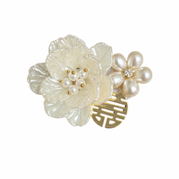 Corsage de poignet en dentelle et tulle avec fleur de perle coquillage pour mariée, demoiselle d'honneur, mariage, banquet, douche nuptiale, fiançailles, fête, décoration